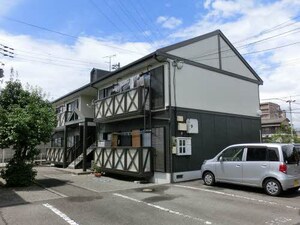 ファミリータウン西川 E棟外観写真