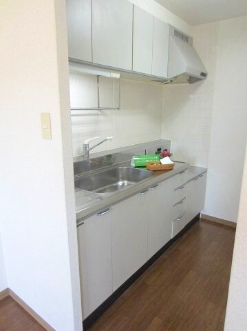 物件内観写真3　(6階別室の参考写真です。現況を優先します。（603）)