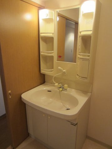 物件内観写真5　(6階別室の参考写真です。現況を優先します。（603）)