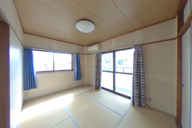 物件内観写真7　(2021年4月撮影)