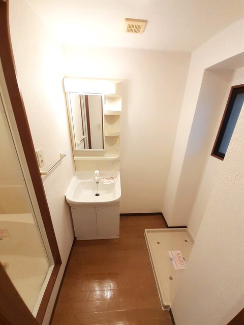 物件内観写真6　(洗面所)