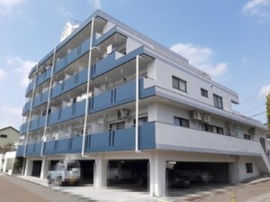 ハイツリバーサイド外観写真