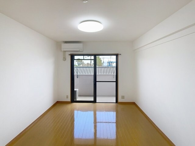 物件内観写真2　(2025年7月撮影※現況を優先します。)