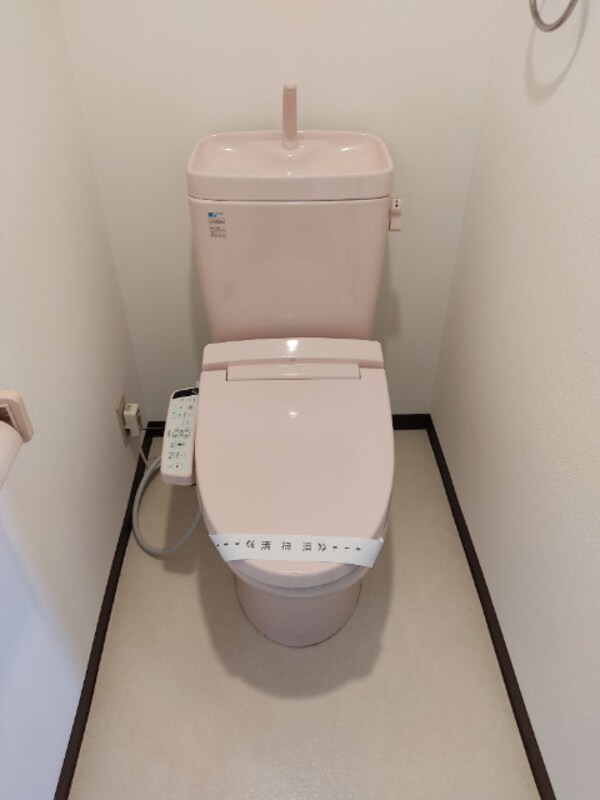 トイレ(現況が相違する場合は現況を優先致します。)