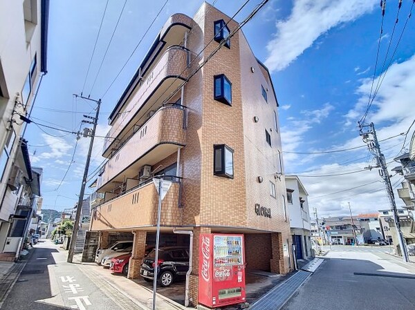 外観(現況が相違する場合は現況を優先致します。)