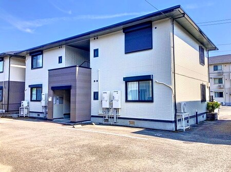 エピナール D棟外観写真