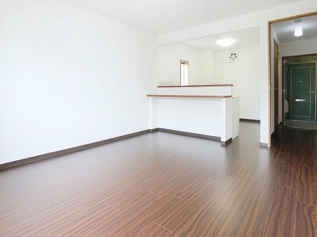 物件内観写真2　(2025年7月撮影)