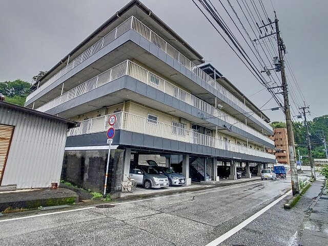 物件外観写真1　(現況と異なる部分は現況を優先いたします。)