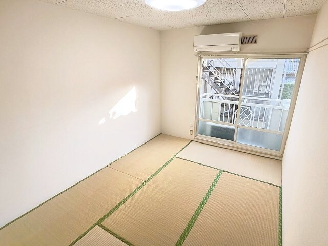 物件内観写真2　(2025年11月撮影)