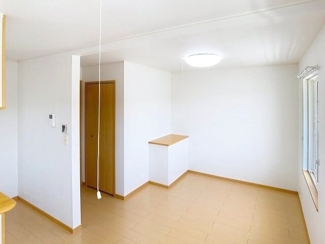 物件内観写真2　(2025年5月撮影)