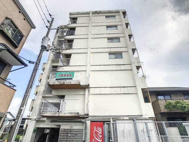 物件外観写真1　(現況を優先します。（撮影時期：2022年8月）)