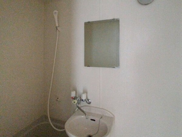 洗面・脱衣所(2024年12月撮影)