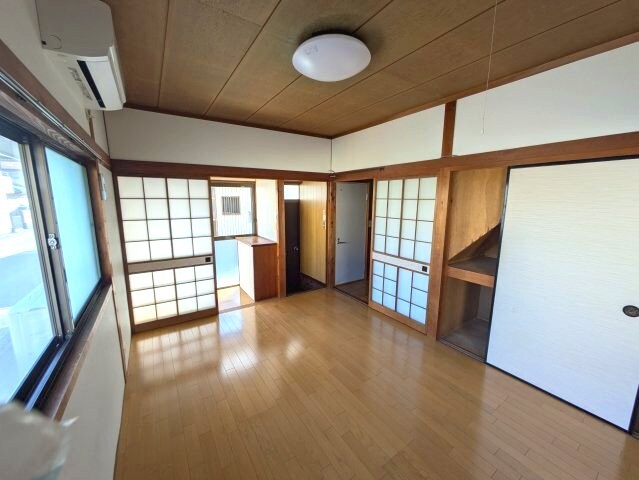 物件内観写真2　(2024年10月撮影)