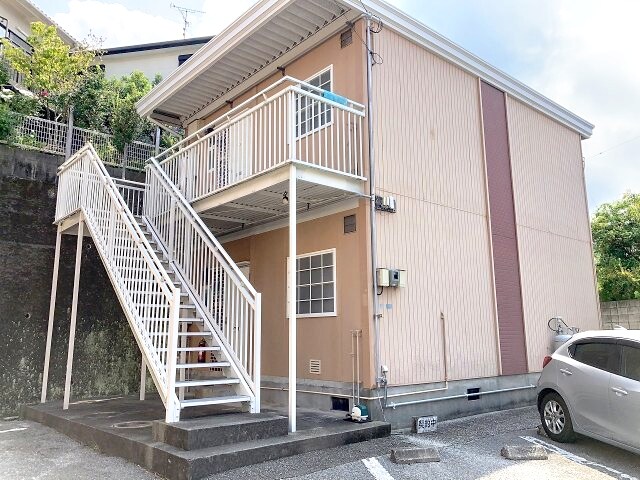 物件外観写真1　(2025年8月撮影)