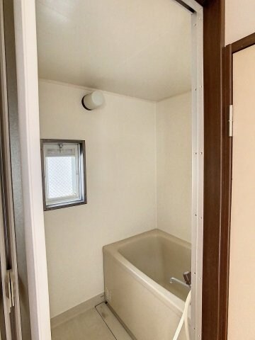 物件内観写真4　(2022年6月撮影)