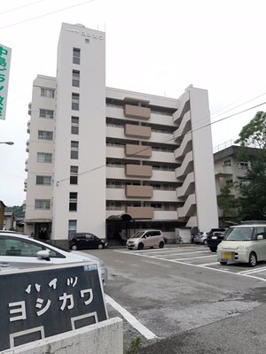 ハイツヨシカワ外観写真