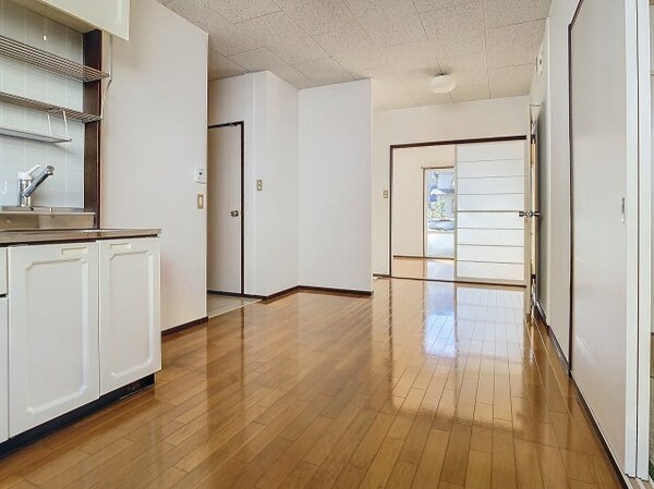 居室(2024年12月撮影※現況を優先致します。)