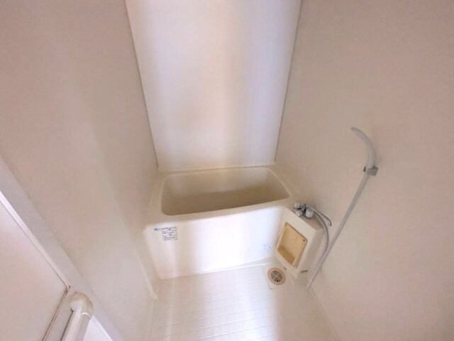 浴室(2024年11月撮影※現況を優先致します。)