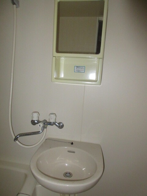 物件内観写真12　(現況が相違する場合は現況を優先致します。)