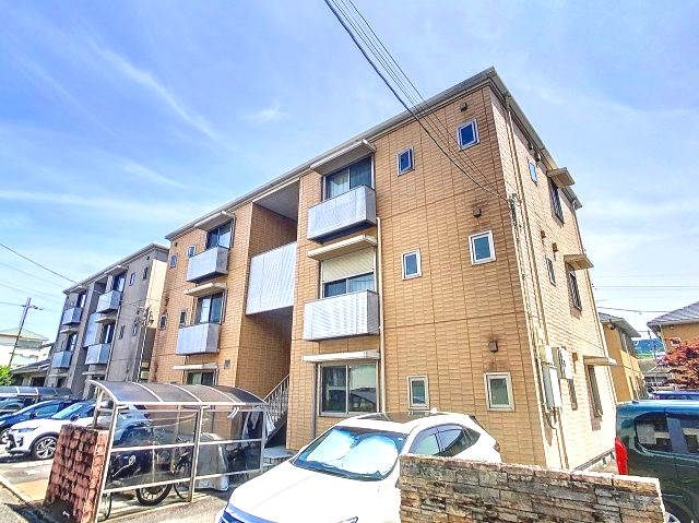 ヴィラージュヌフ Ⅲ棟