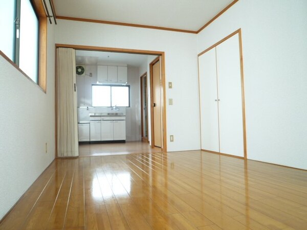 居室(2011年6月撮影)