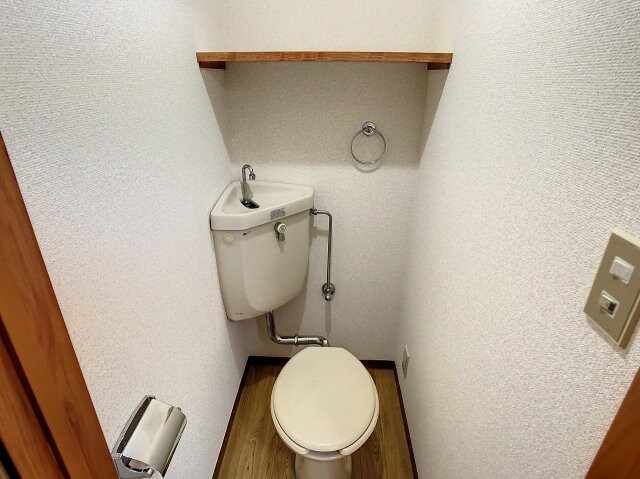 物件内観写真3　(現況が相違する場合は現況を優先致します。)