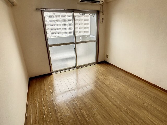 物件内観写真7　(現況が相違する場合は現況を優先致します。)