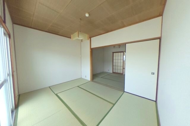 物件内観写真2　(2021年4月撮影)