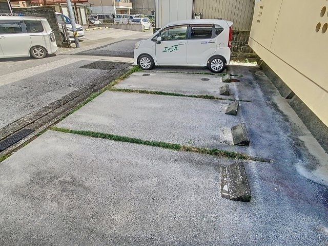 物件外観写真2　(2024年9月撮影)