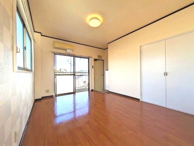 物件内観写真3　(2025年7月撮影※現況を優先致します。)