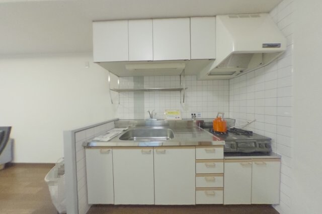 物件内観写真2　(現況が相違する場合は現況を優先致します。)