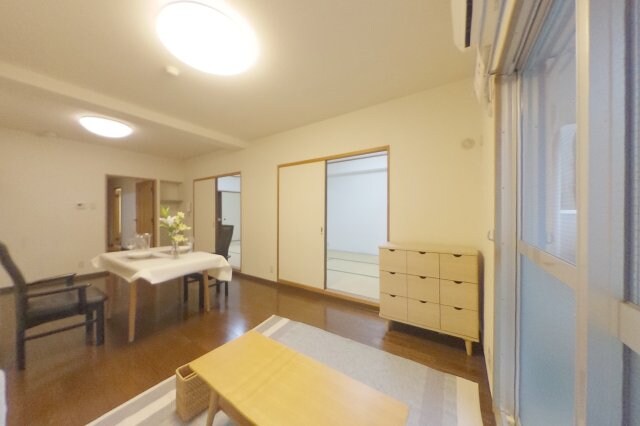 物件内観写真3　(現況が相違する場合は現況を優先致します。)