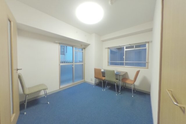 物件内観写真11　(現況が相違する場合は現況を優先致します。)