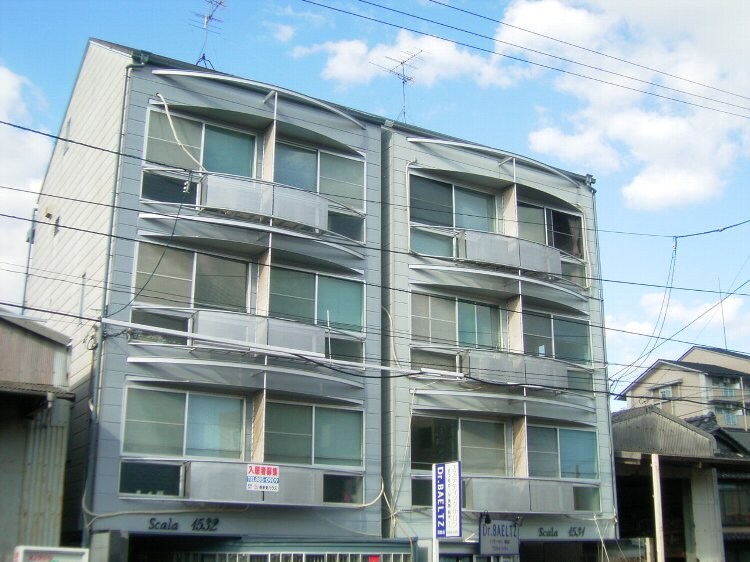 物件外観写真1　(現況が相違する場合は現況を優先致します。)