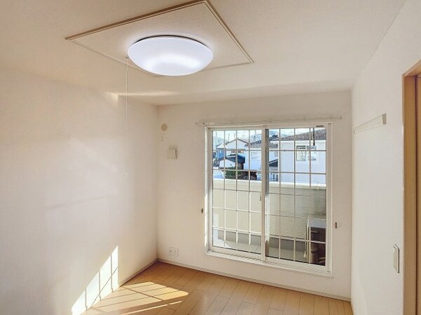 内装他(2024年11月撮影)