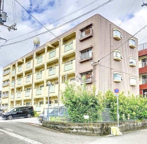 物件外観写真1　(2023年9月撮影)