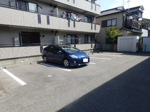 駐車場(駐車場)