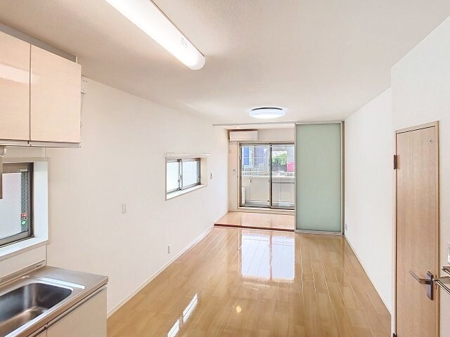 物件内観写真2　(2025年5月撮影)