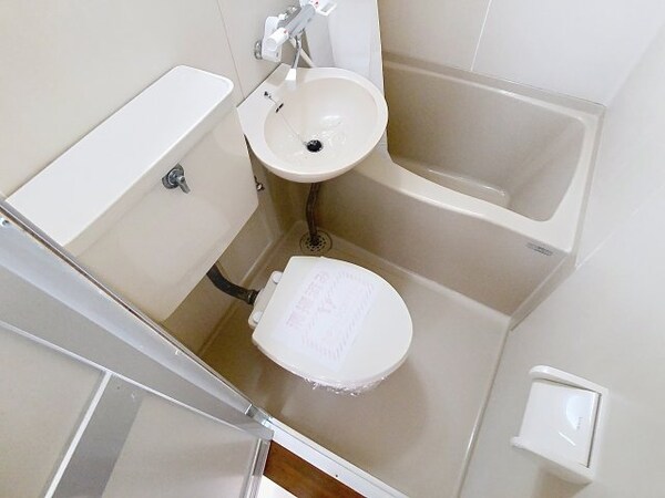 浴室(2025年3月撮影※現況を優先致します。)