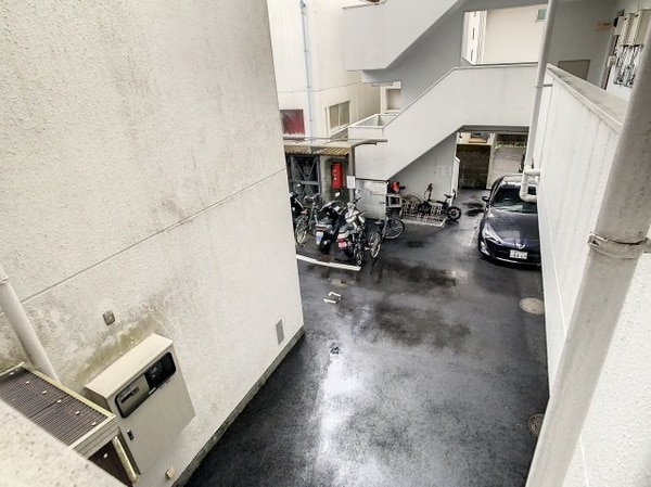 駐車場(現況が相違する場合は現況を優先致します。)