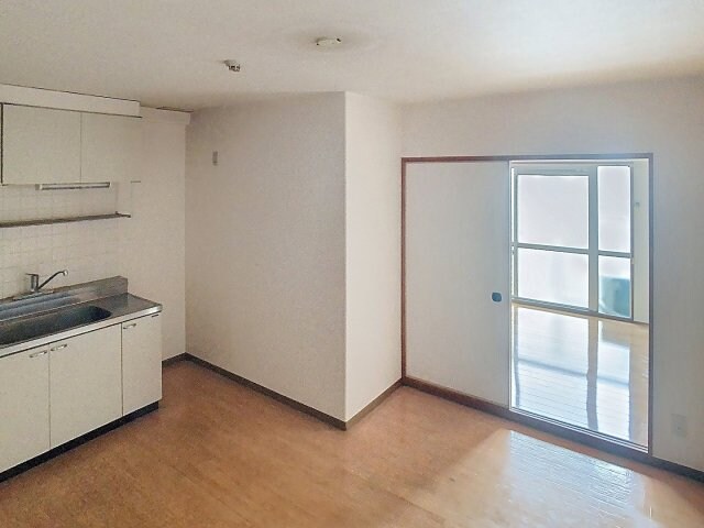 物件内観写真3　(2025年4月撮影※現況を優先致します。)