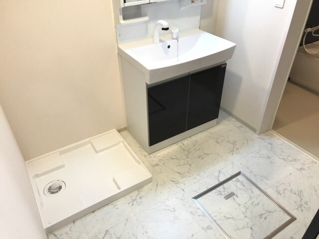 物件内観写真7　(洗面)