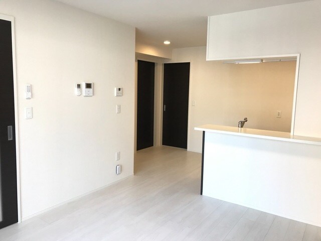 物件内観写真11　(リビング)