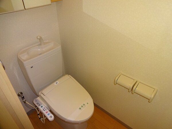 トイレ(シャワー付トイレ)