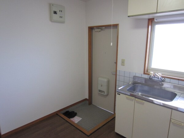 玄関(2016年7月撮影)