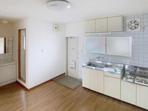 キッチン(2025年6月撮影※現況を優先致します。)