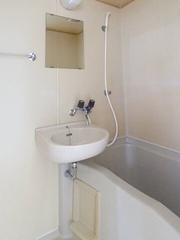 物件内観写真5　(2025年5月撮影※現況を優先致します。)