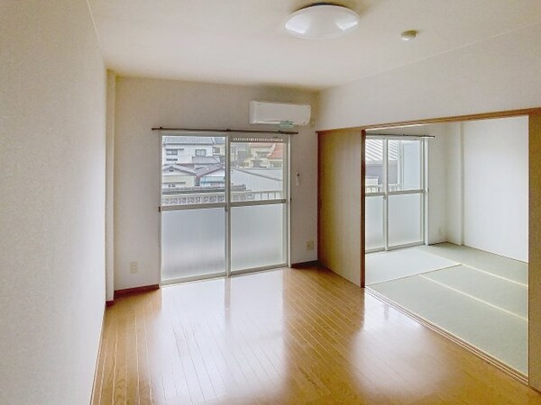居室(2025年6月撮影※現況を優先致します。)