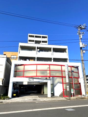 物件外観写真1　(2022年1月撮影)