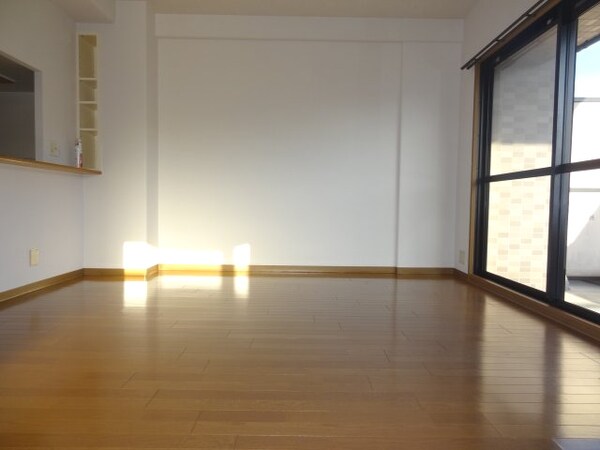 洋室(3階別室の参考写真です。現況を優先します。307)